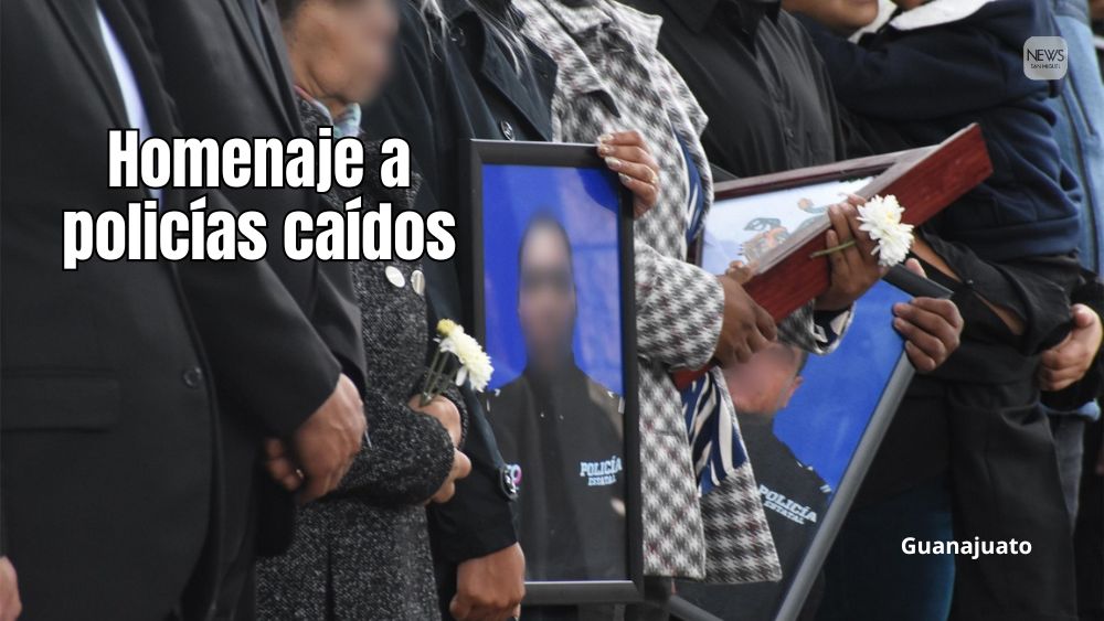 Rinden homenaje a los policías estatales caídos al ser atacados en Uriangato, Guanajuato