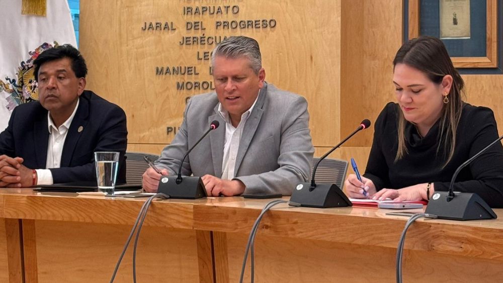 Ricardo Ferro reconoce a los sanmiguelenses en el Congreso al concluir primer año de ejercicio