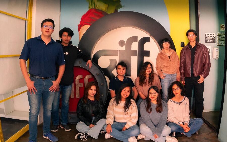 Estudiantes de SMA, finalistas en el GIFF con un documental sobre curanderismo otomí