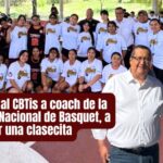 Del salón a la cancha: Doc Osvaldo invita a coach de la selección de basquet al CBTis de San Miguel de SMA y prende a la chaviza